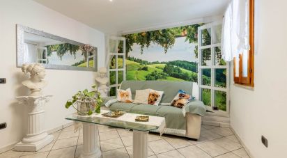 Appartamento 6 locali di 115 m² a Santa Maria a Monte (56020)