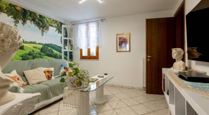 Appartamento 6 locali di 115 m² a Santa Maria a Monte (56020)