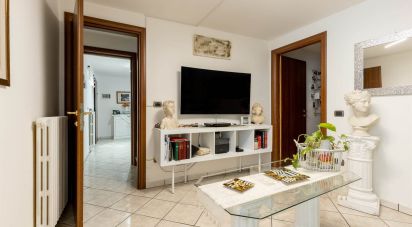 Appartamento 6 locali di 115 m² a Santa Maria a Monte (56020)