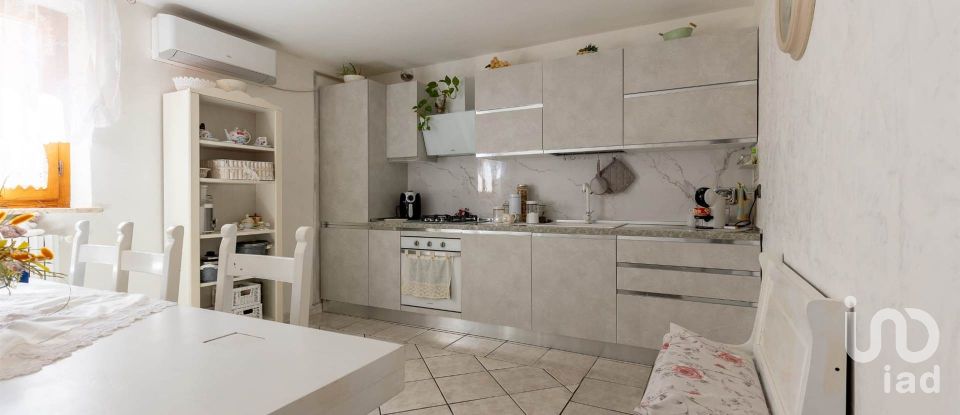 Apartment 6 rooms of 115 m² in Santa Maria a Monte (56020)