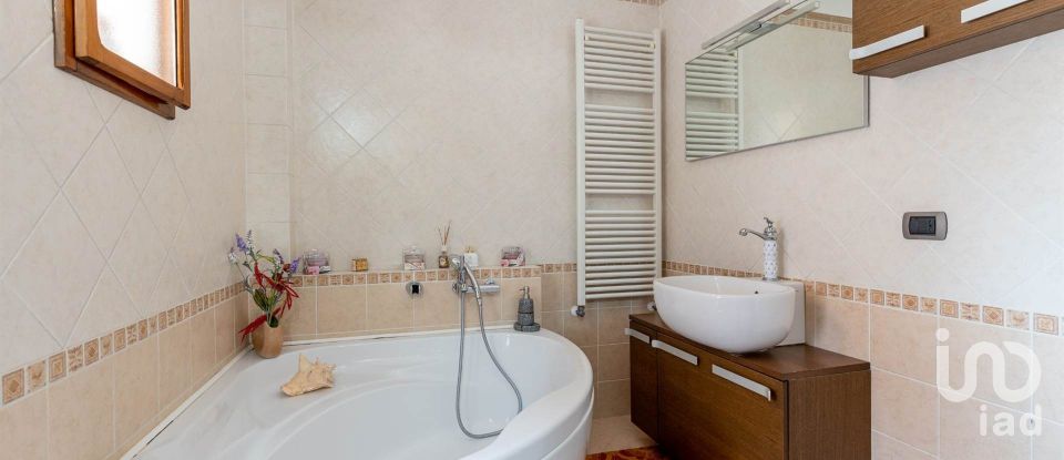 Apartment 6 rooms of 115 m² in Santa Maria a Monte (56020)