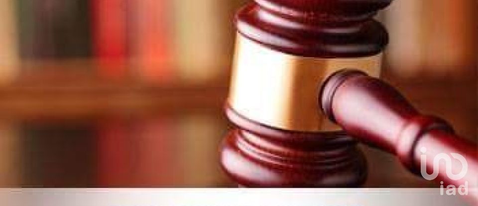 Farm 10 rooms of 350 m² in Rivalta di Torino (10040)