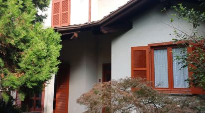 Casa indipendente / Villa 8 locali di 192 m² in Lomagna (23871)