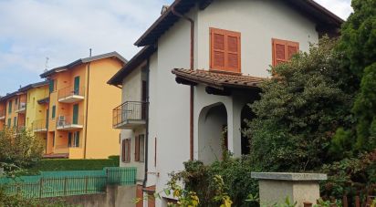 Casa indipendente / Villa 8 locali di 192 m² in Lomagna (23871)