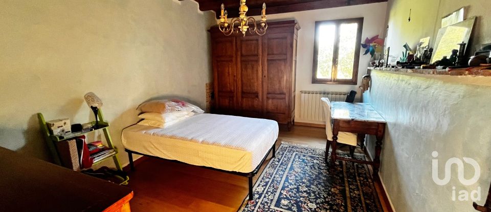Townhouse 10 rooms of 550 m² in Figline Valdarno (50063)