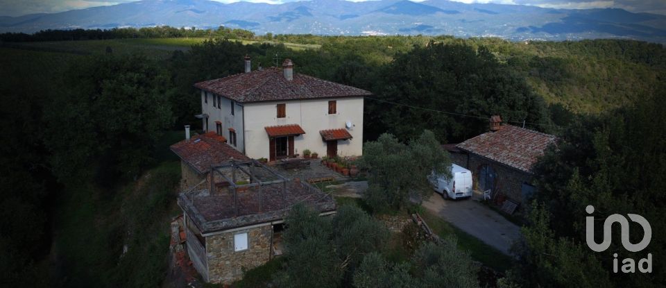 Townhouse 10 rooms of 550 m² in Figline Valdarno (50063)