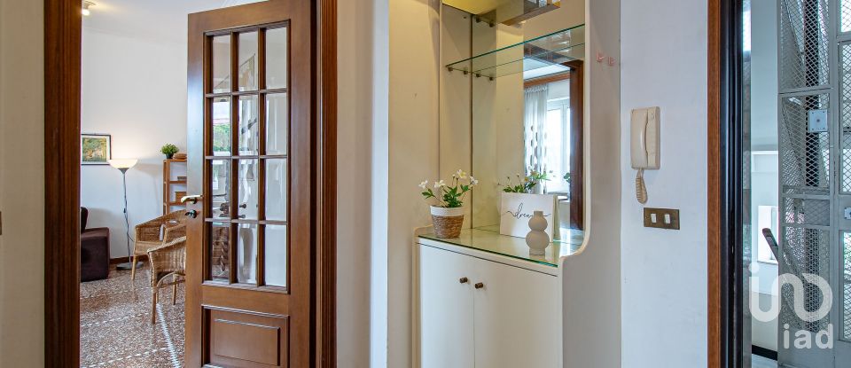Appartamento 5 locali di 95 m² a Genova (16131)