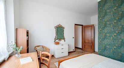 Appartamento 5 locali di 95 m² a Genova (16131)