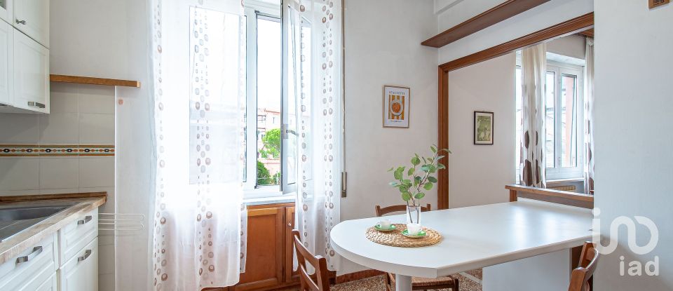 Appartamento 5 locali di 95 m² a Genova (16131)