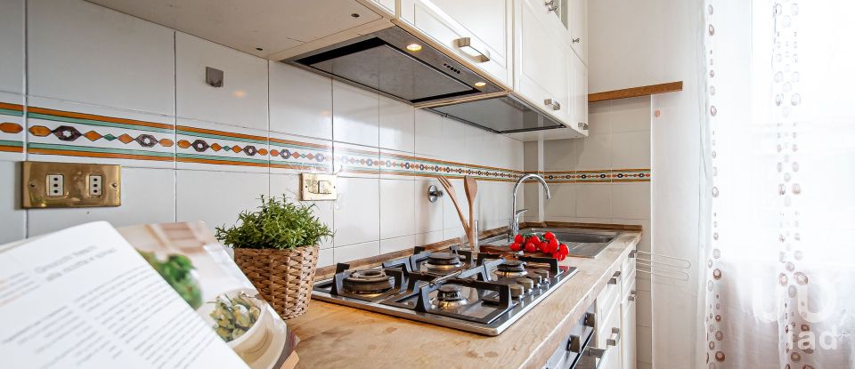 Appartamento 5 locali di 95 m² a Genova (16131)