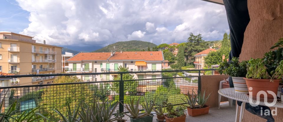 Trilocale di 85 m² a Borgio Verezzi (17022)