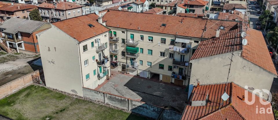 Three-room apartment of 88 m² in Ferrara (44122)