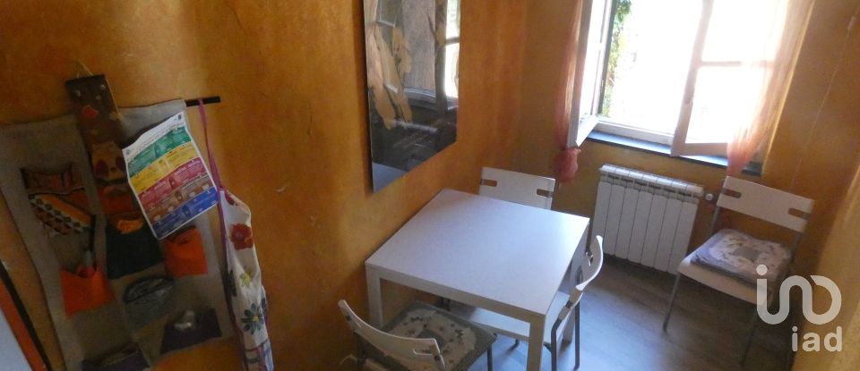 Appartamento 5 locali di 76 m² a Levanto (19015)