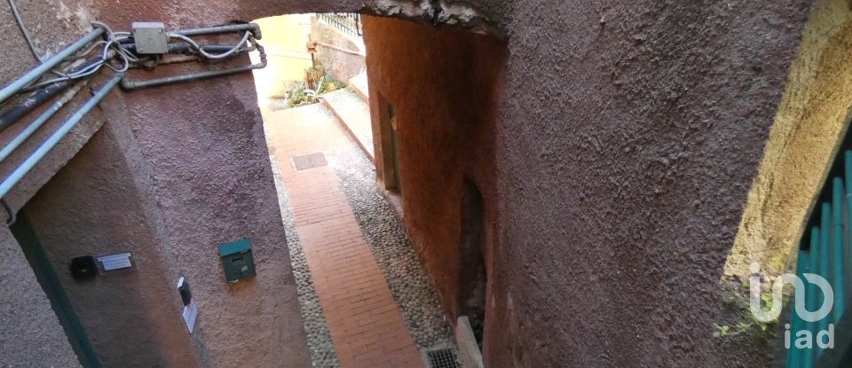 Appartamento 5 locali di 76 m² a Levanto (19015)