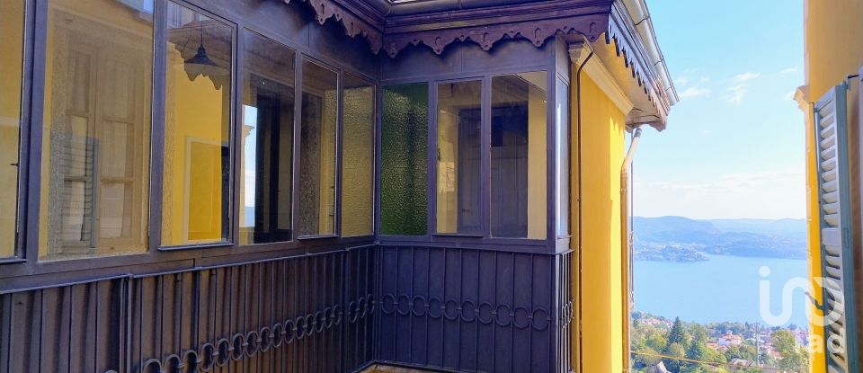 Villa storica 15 locali di 570 m² in Bee (28813)