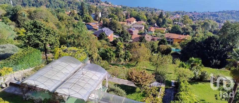 Villa storica 15 locali di 570 m² in Bee (28813)
