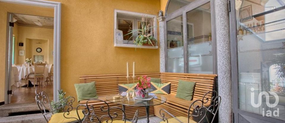 Villa storica 15 locali di 570 m² in Bee (28813)