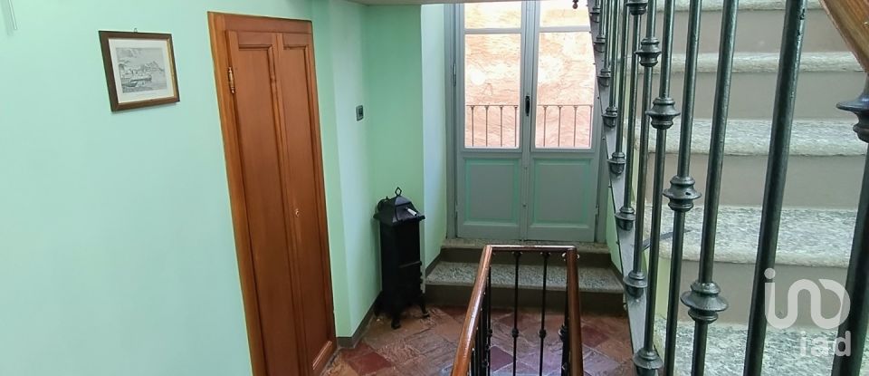 Villa storica 15 locali di 570 m² in Bee (28813)