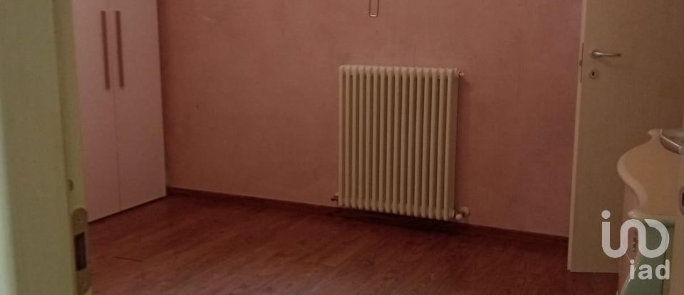 Four-room apartment of 65 m² in Monte Porzio (61040)