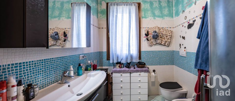 House 5 rooms of 165 m² in Lugo (48022)