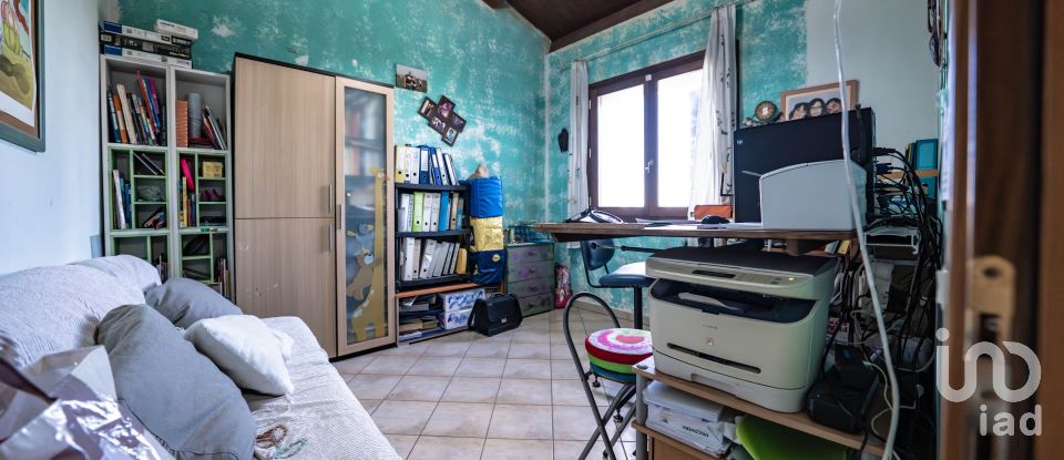 House 5 rooms of 165 m² in Lugo (48022)