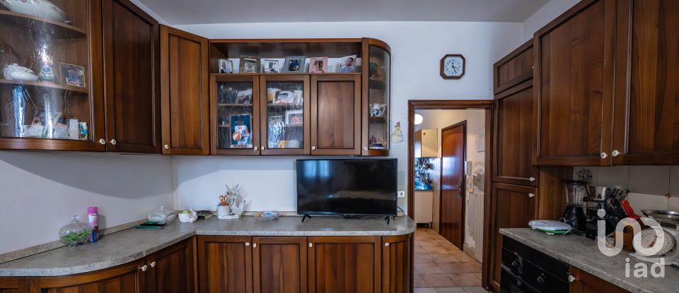 House 9 rooms of 238 m² in Lugo (48022)