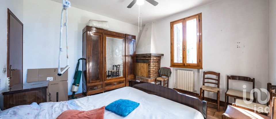 House 9 rooms of 238 m² in Lugo (48022)