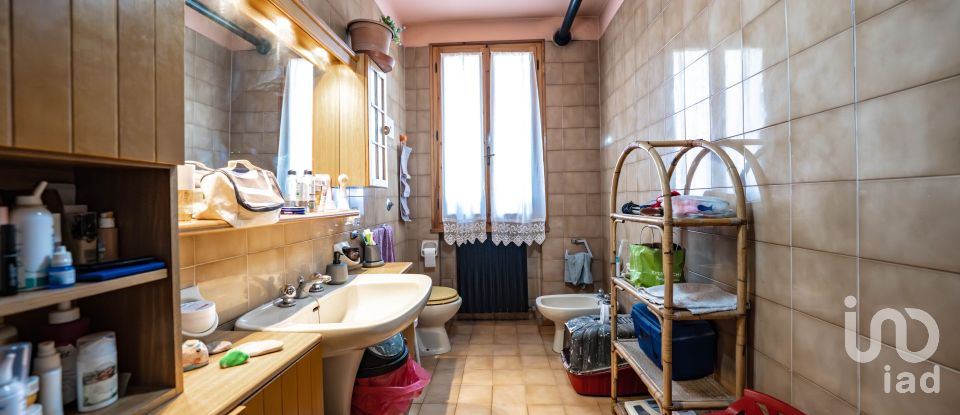 House 9 rooms of 238 m² in Lugo (48022)