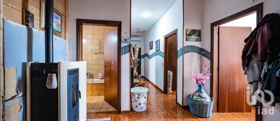 House 9 rooms of 238 m² in Lugo (48022)