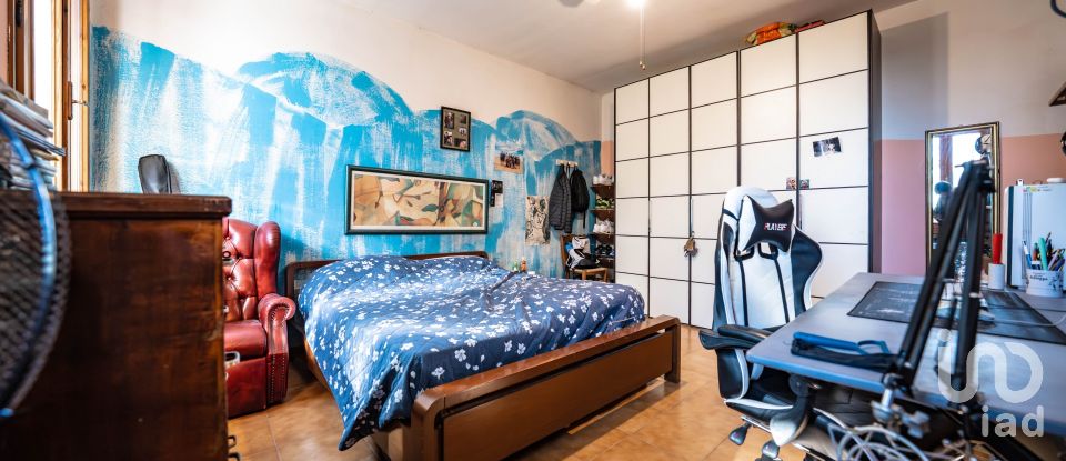 House 9 rooms of 238 m² in Lugo (48022)