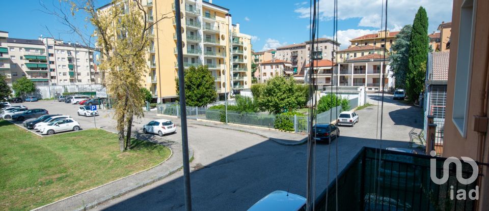 Quadrilocale di 105 m² a Verona (37131)