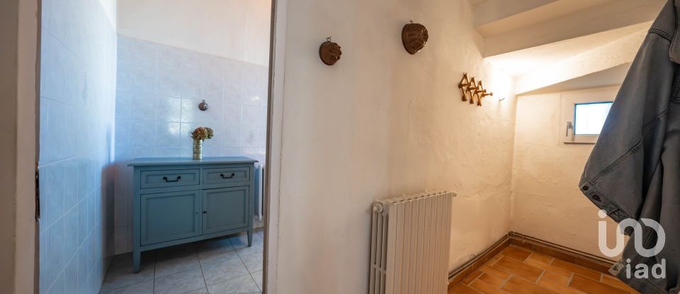 House 9 rooms of 357 m² in Jolanda di Savoia (44037)