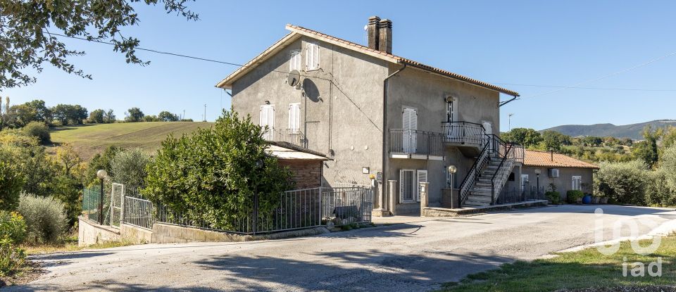 Quadrilocale di 88 m² a Treia (62010)