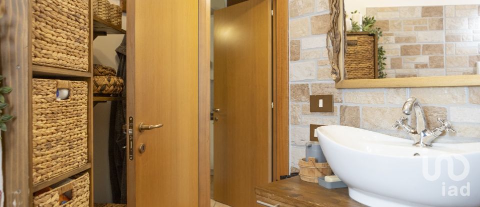 Three-room apartment of 63 m² in Castelfidardo (60022)