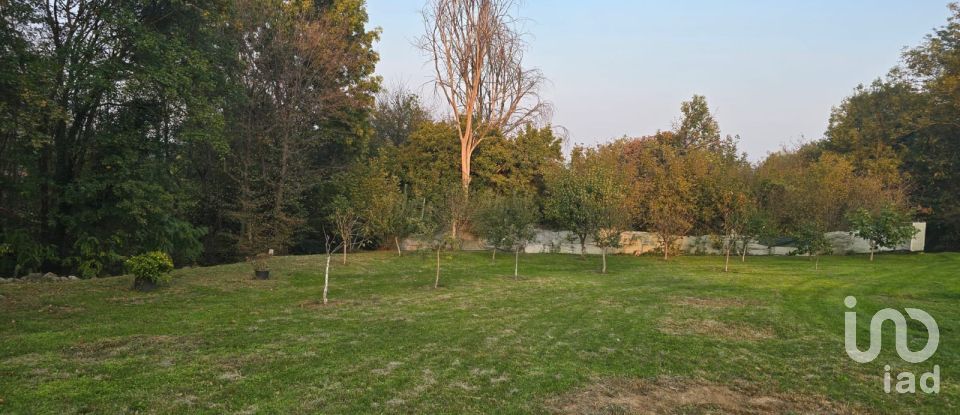 Terreno di 9.300 m² in Rivoli (10098)