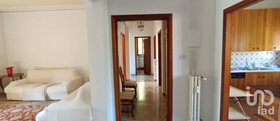 Appartamento 5 locali di 100 m² a Firenze (50125)