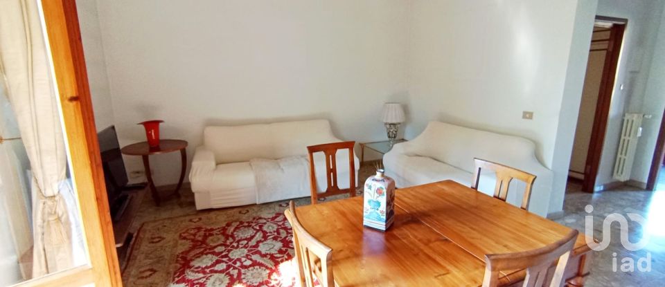 Appartamento 5 locali di 100 m² a Firenze (50125)