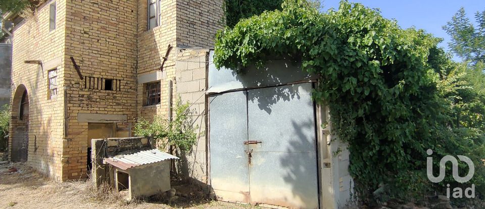 House 6 rooms of 165 m² in Offida (63073)