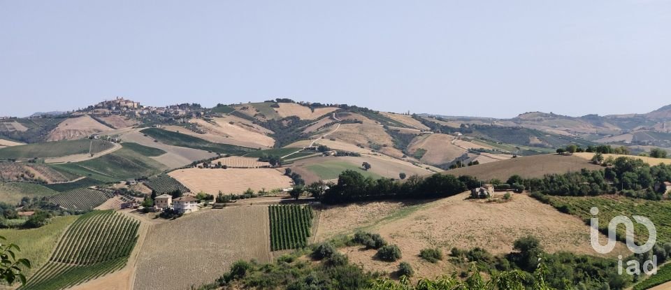 House 6 rooms of 165 m² in Offida (63073)