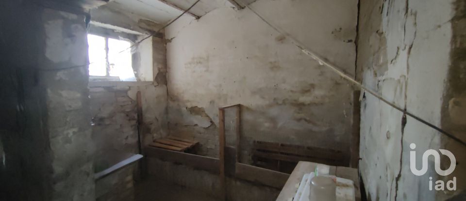 House 6 rooms of 165 m² in Offida (63073)