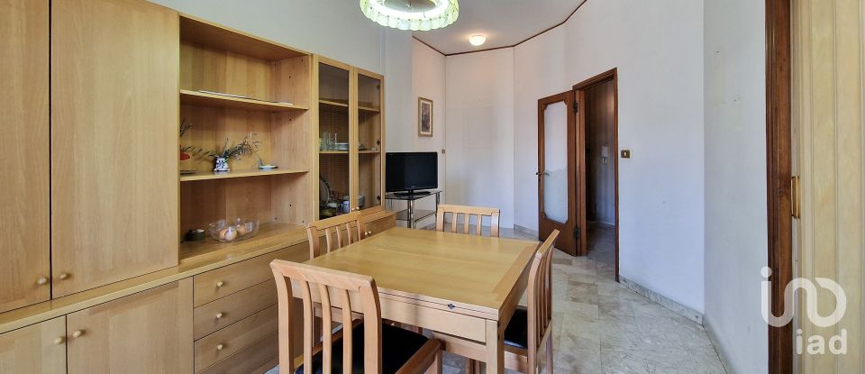 Appartamento 6 locali di 147 m² a Civitanova Marche (62012)