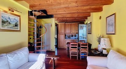 Trilocale di 52 m² a Doues (11010)