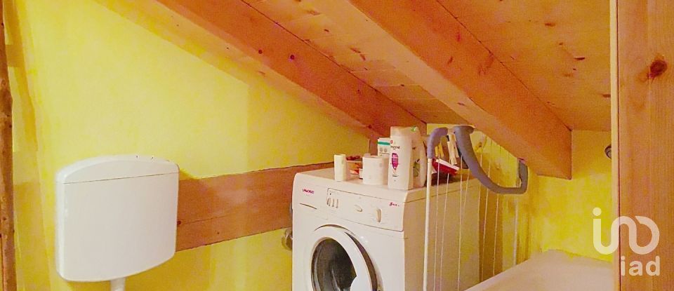 Trilocale di 52 m² a Doues (11010)