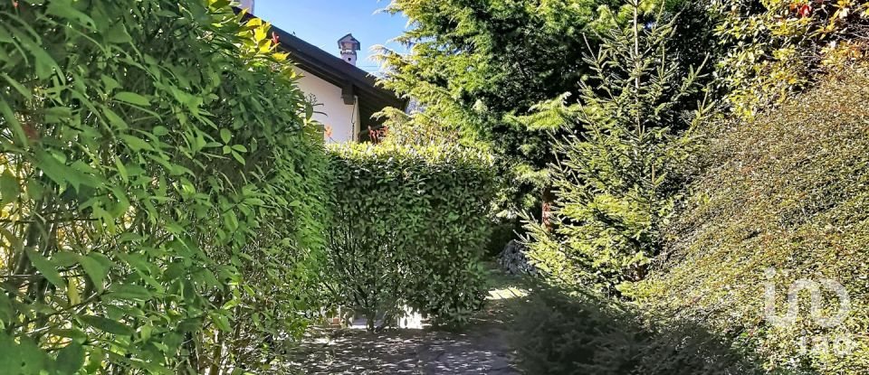 Trilocale di 52 m² a Doues (11010)