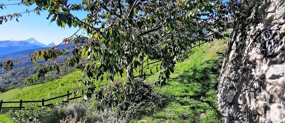 Trilocale di 52 m² a Doues (11010)