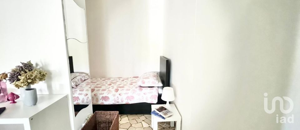 Two-room apartment of 51 m² in Milano (20122)