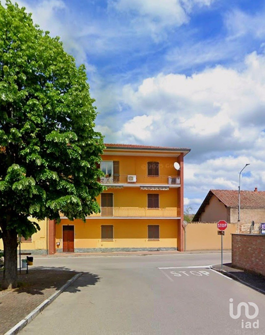 Quadrilocale di 126 m² a Retorbido (27050)