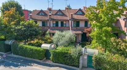 Casa indipendente / Villa 5 locali di 169 m² in Paderno Dugnano (20037)