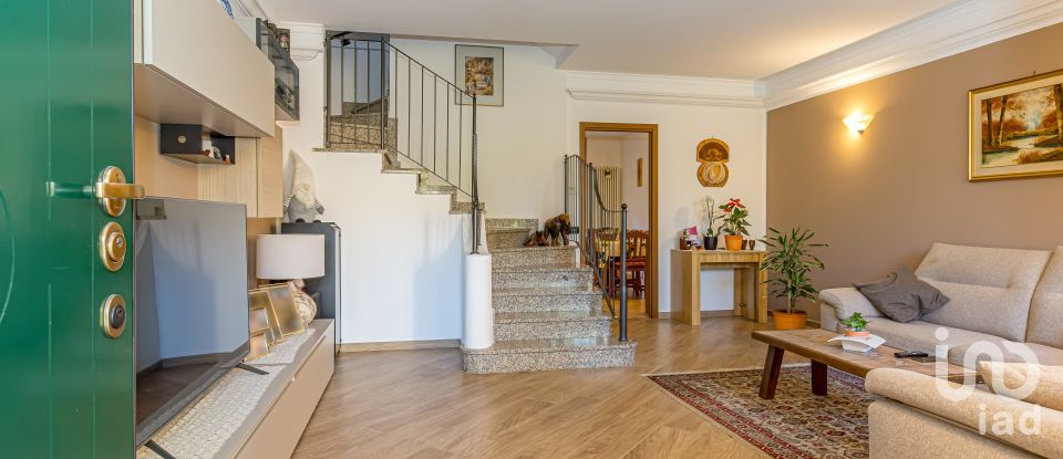 Casa indipendente / Villa 5 locali di 169 m² in Paderno Dugnano (20037)