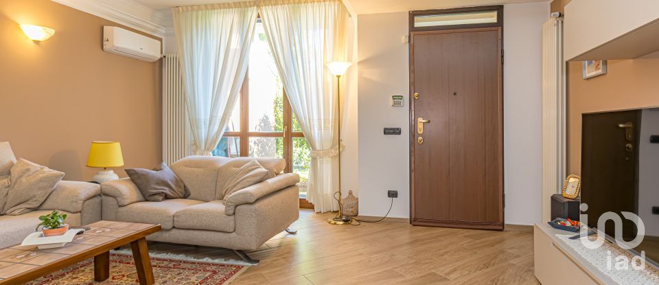 Casa indipendente / Villa 5 locali di 169 m² in Paderno Dugnano (20037)